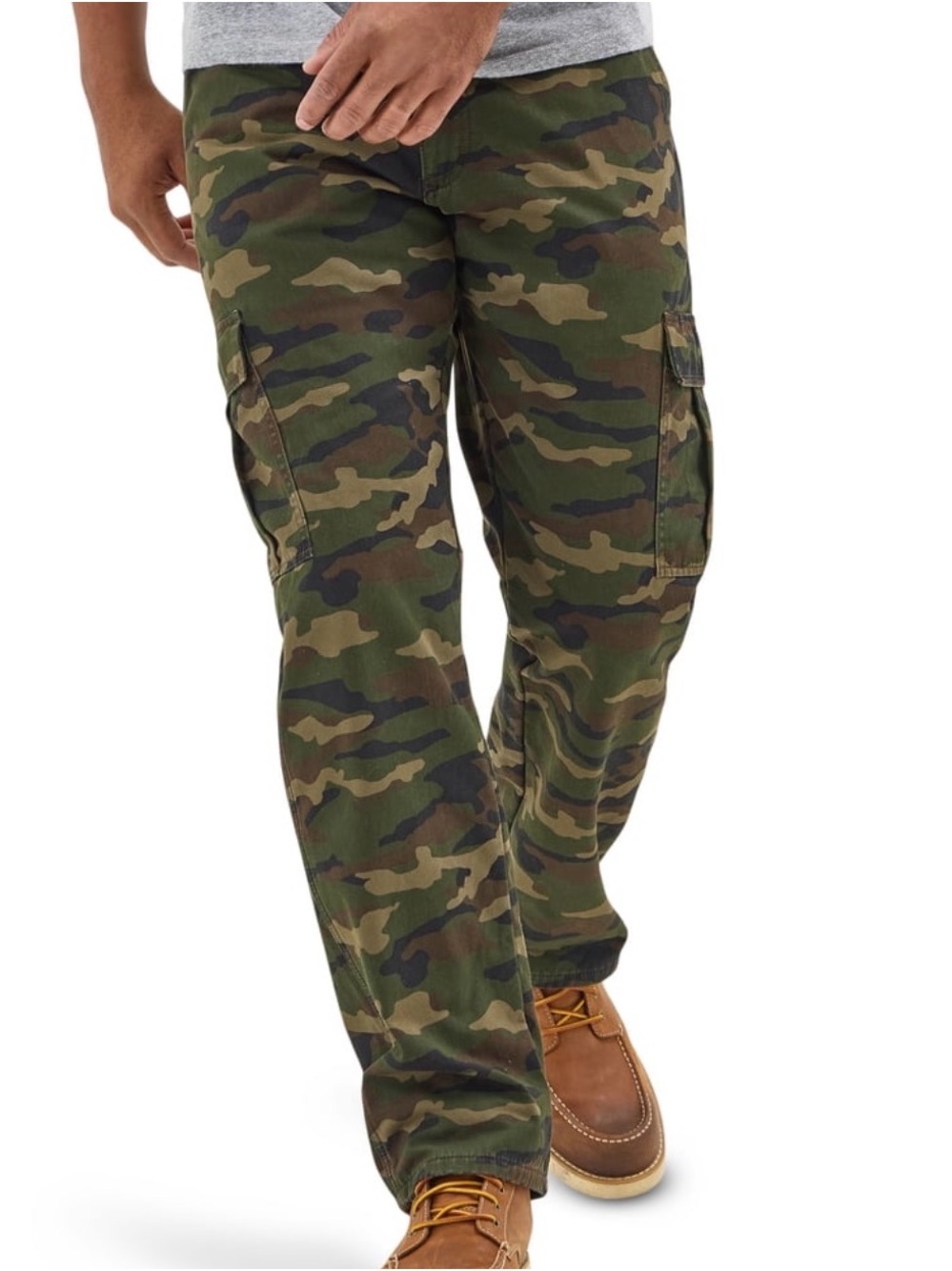 Wrangler Men's Camo Cargo Pants in Olive & Brown